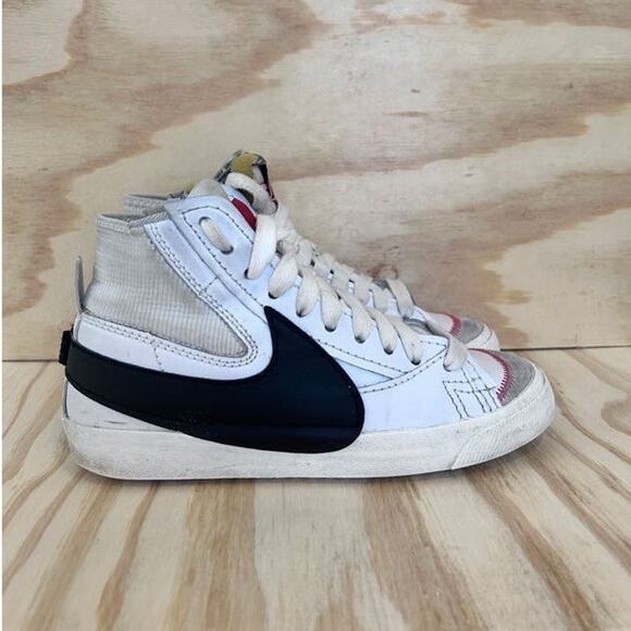 Nike - Blazer Mid '77 Jumbo - Sneakers - White - Men's - 8 - DD3111-100 - Picture 1 of 9